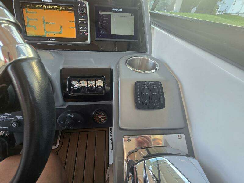 Fly Me 31ft Formula Yacht For Sale