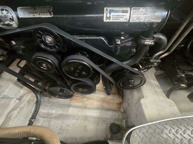 Fly Me 31ft Formula Yacht For Sale