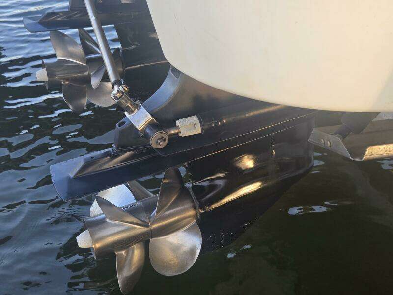 Fly Me 31ft Formula Yacht For Sale