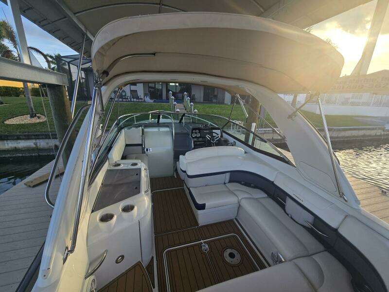 Fly Me 31ft Formula Yacht For Sale