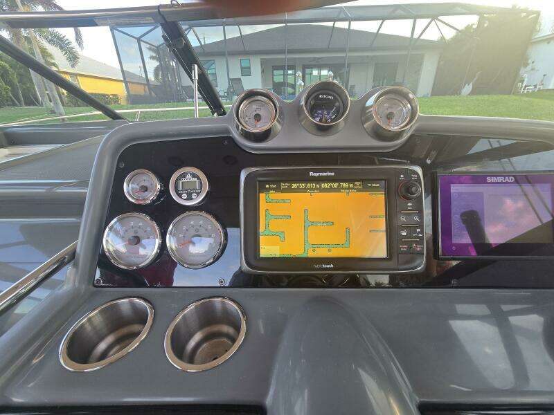 Fly Me 31ft Formula Yacht For Sale