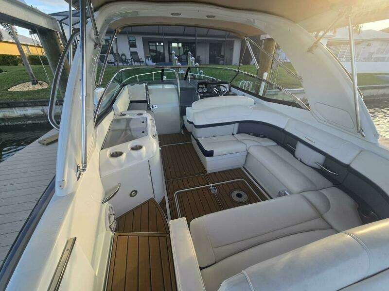 Fly Me 31ft Formula Yacht For Sale