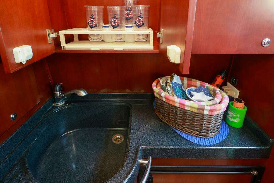 43ft Chris Craft Yacht For Sale