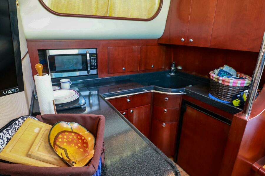 43ft Chris Craft Yacht For Sale