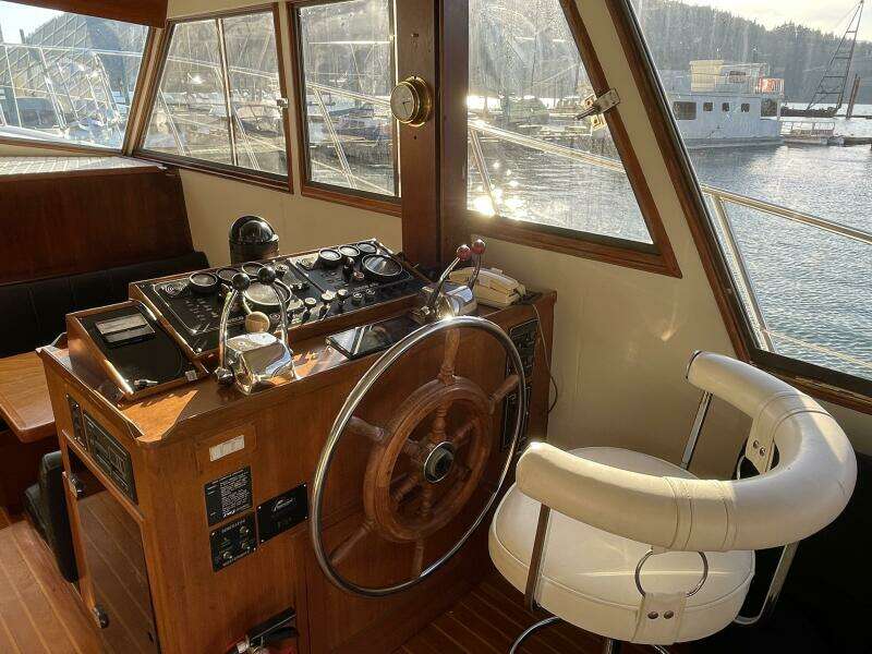 Hasta La Vista 48ft Symbol Yacht For Sale