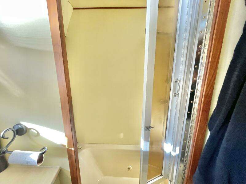 Hasta La Vista 48ft Symbol Yacht For Sale