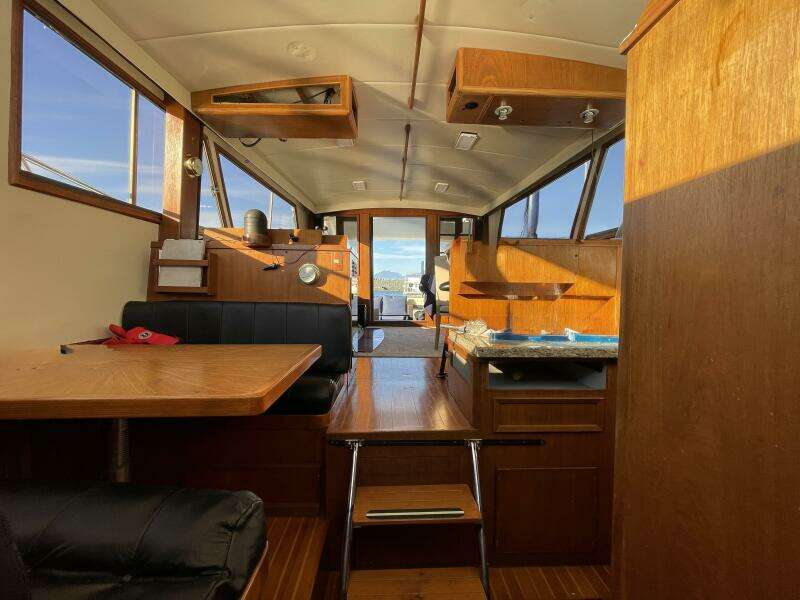 Hasta La Vista 48ft Symbol Yacht For Sale