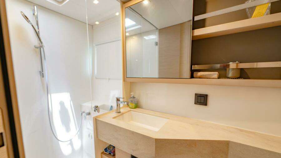 Lagoon 46 45ft Lagoon Yacht For Sale