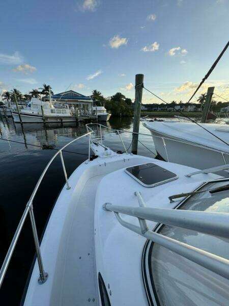 30ft Grady White Yacht For Sale