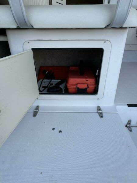 30ft Grady White Yacht For Sale