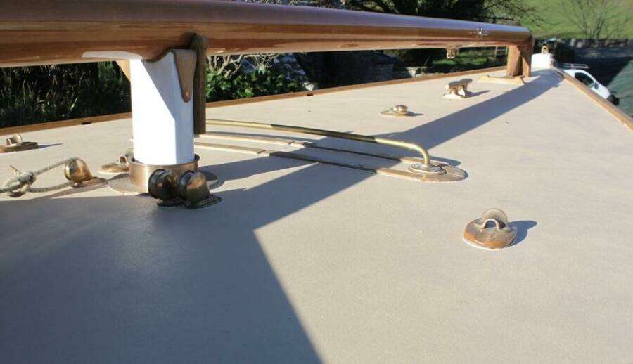 25ft Herreshoff Yacht For Sale