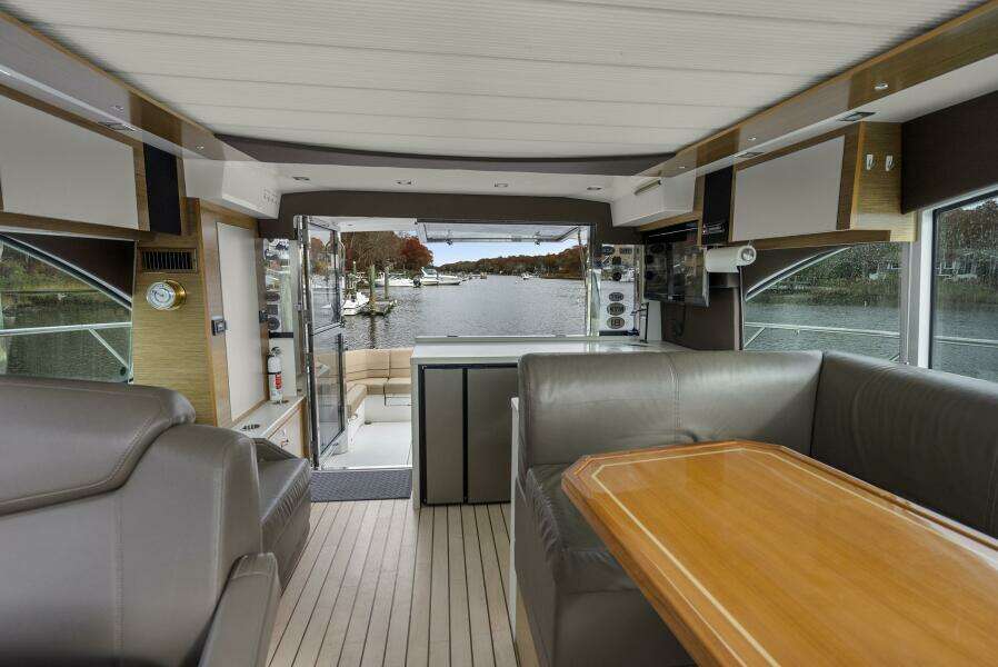 Abundance 45ft Cruisers Yachts Yacht For Sale