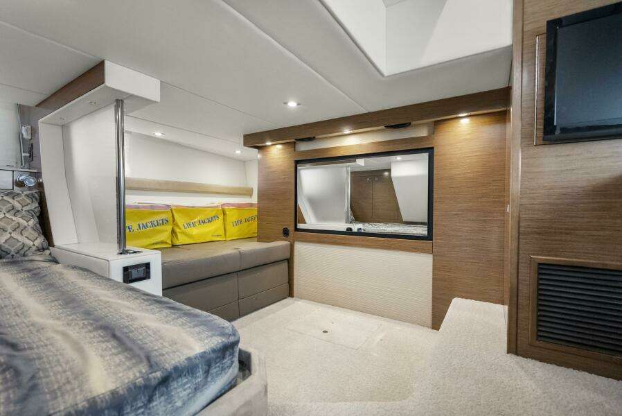 Abundance 45ft Cruisers Yachts Yacht For Sale