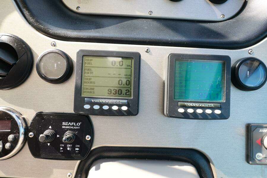 Nauti Buoy 52ft Cruisers Yacht For Sale