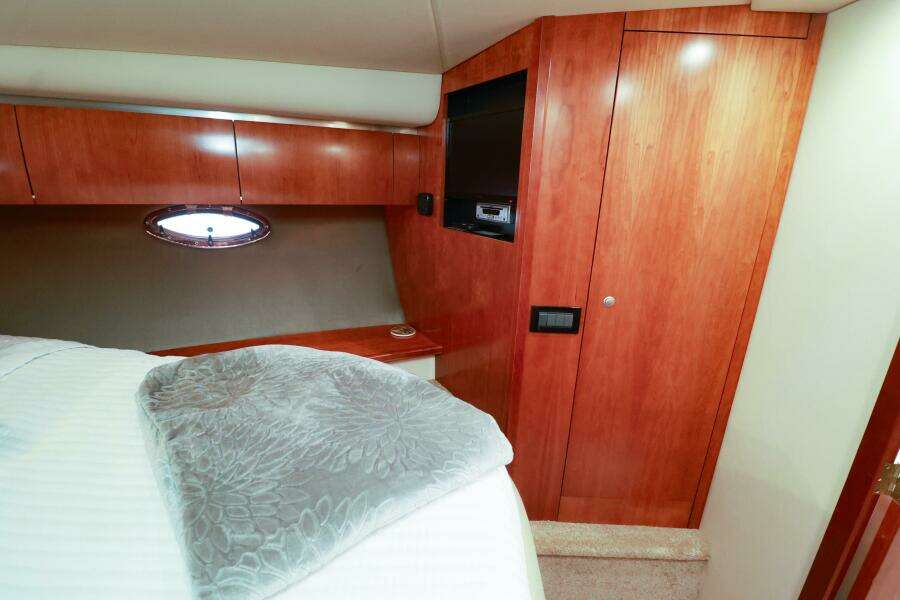 Nauti Buoy 52ft Cruisers Yacht For Sale