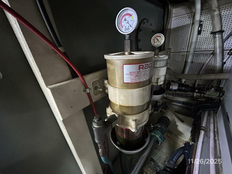 42' 1989 Grand Banks Classic