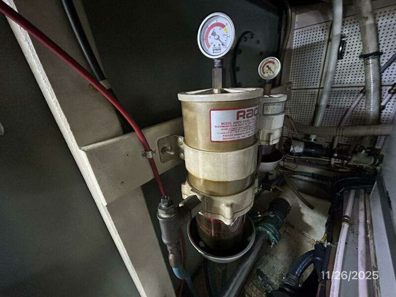 42' Grand Banks starboard Racor fuel filter