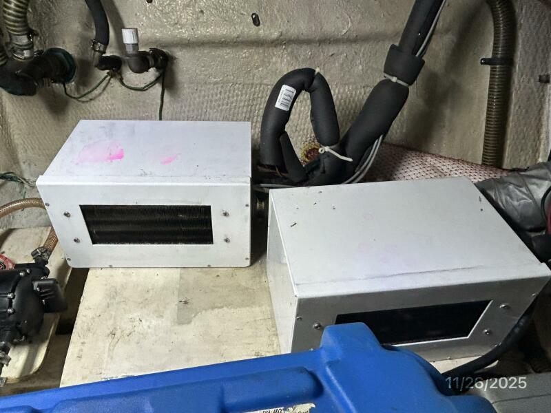 42' 1989 Grand Banks Classic