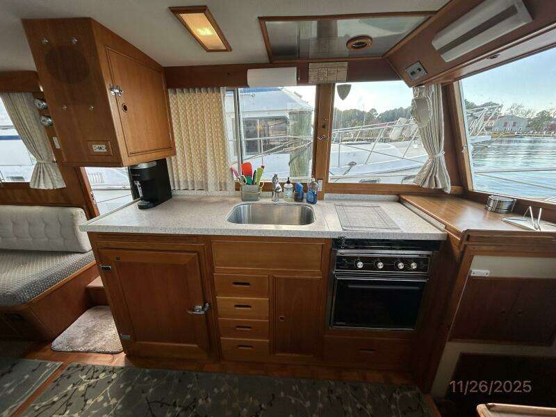 42' Grand Banks galley2