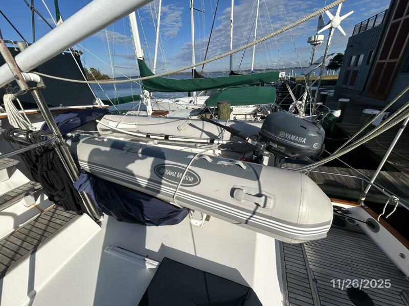 42' 1989 Grand Banks Classic