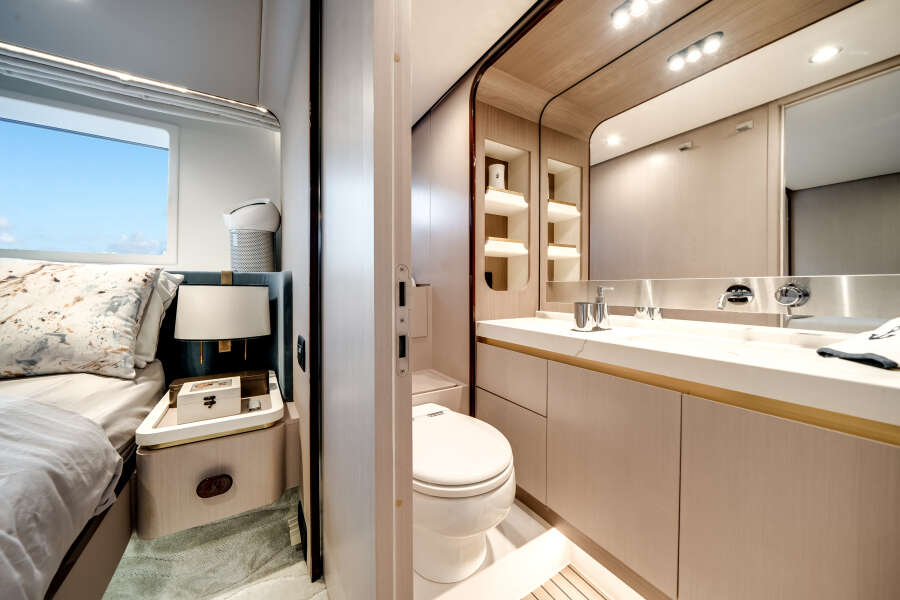 60ft Azimut Yacht For Sale