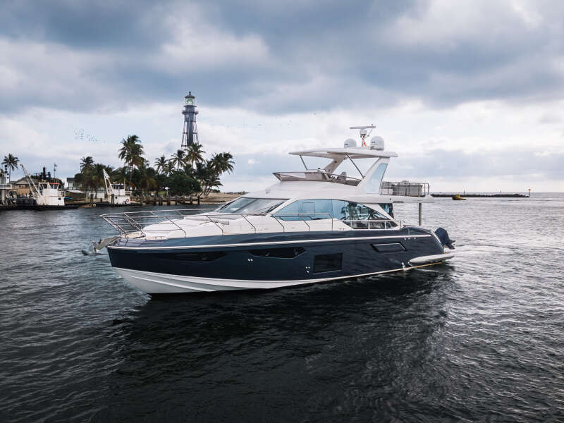 60ft Azimut Yacht For Sale