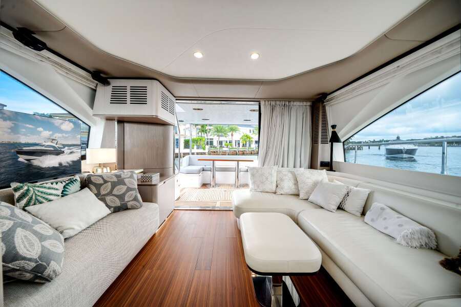 60ft Azimut Yacht For Sale