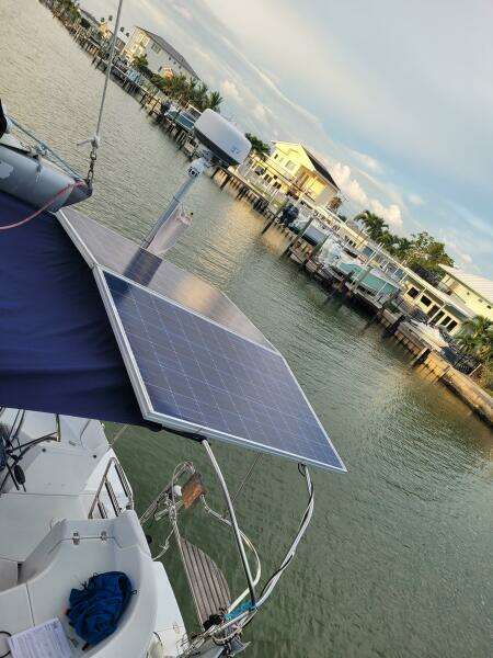 37ft Hunter Yacht For Sale