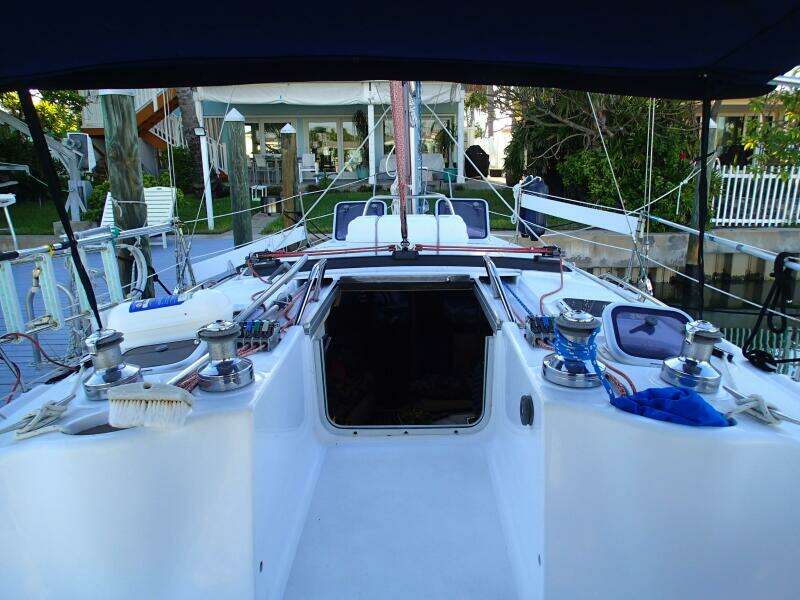 Semper Paratus 37ft Hunter Yacht For Sale