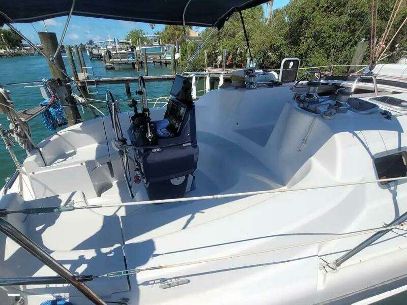 37ft Hunter Yacht For Sale
