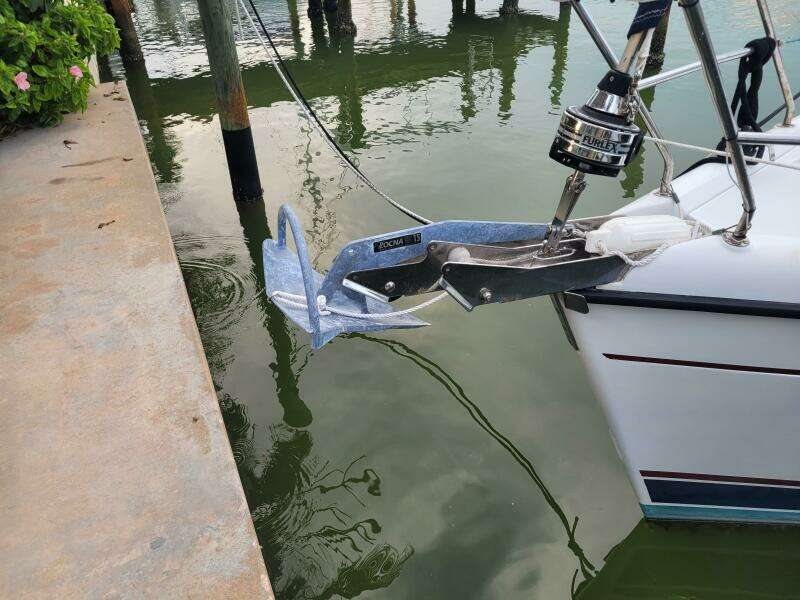 37ft Hunter Yacht For Sale