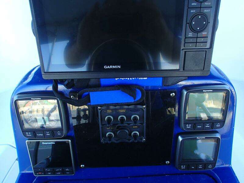 Semper Paratus 37ft Hunter Yacht For Sale