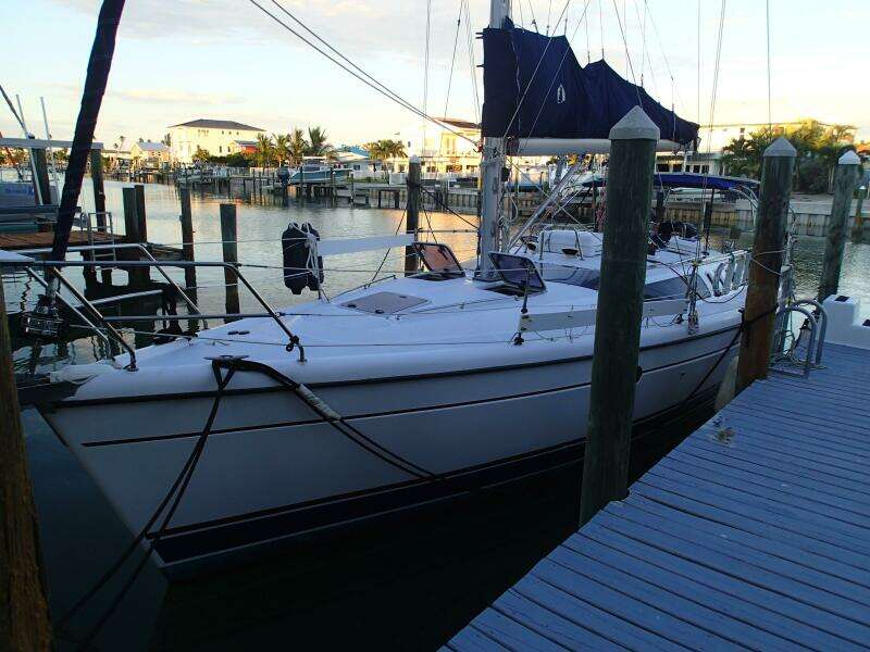 Semper Paratus 37ft Hunter Yacht For Sale