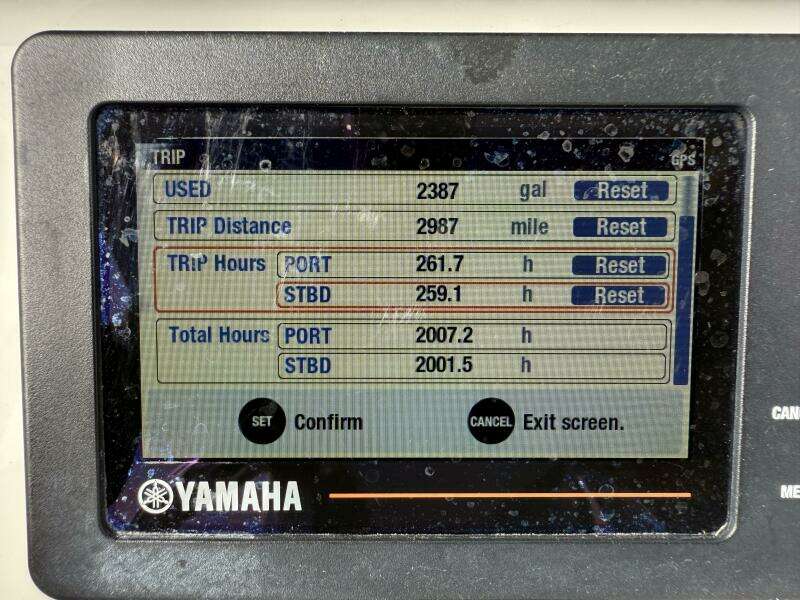 28ft Regulator Yacht For Sale