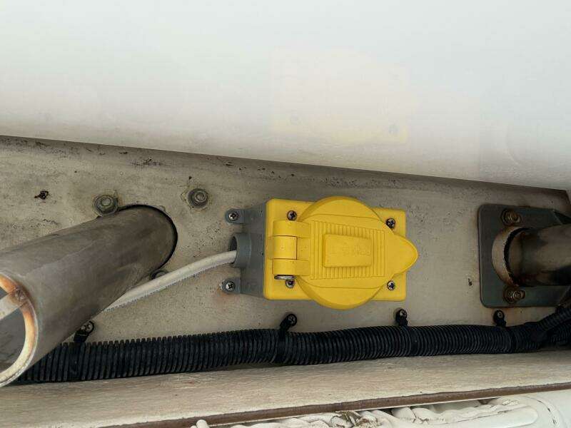 28ft Regulator Yacht For Sale