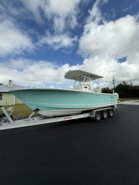 28ft Regulator Yacht For Sale