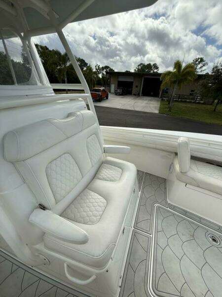 28ft Regulator Yacht For Sale