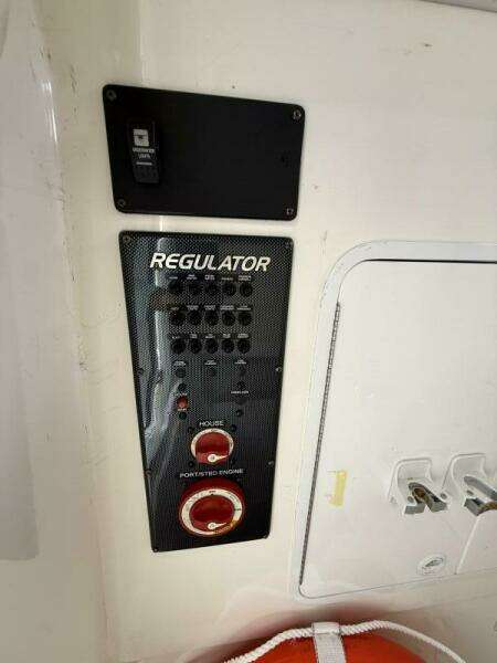 28ft Regulator Yacht For Sale