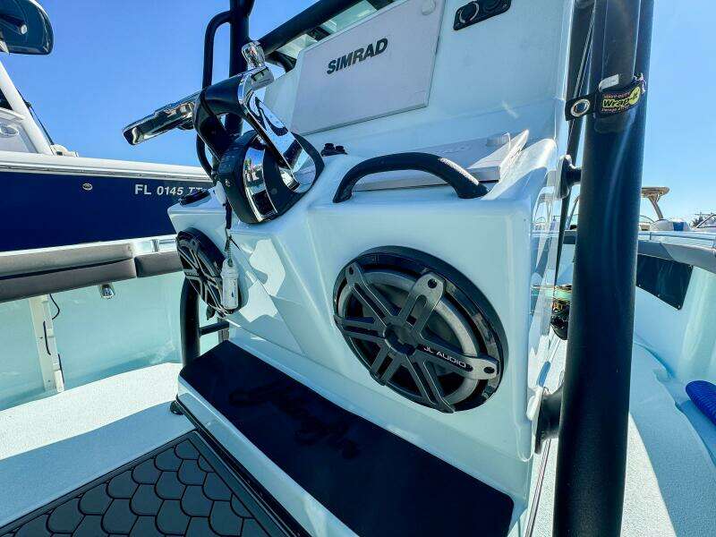 26 Hybrid 26ft Yellowfin Yacht For Sale