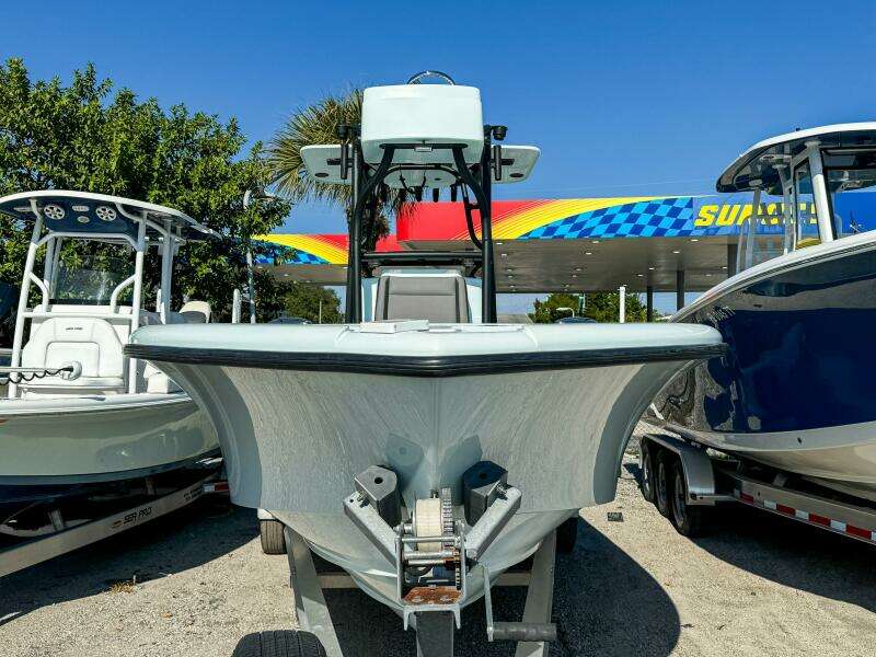 26 Hybrid 26ft Yellowfin Yacht For Sale