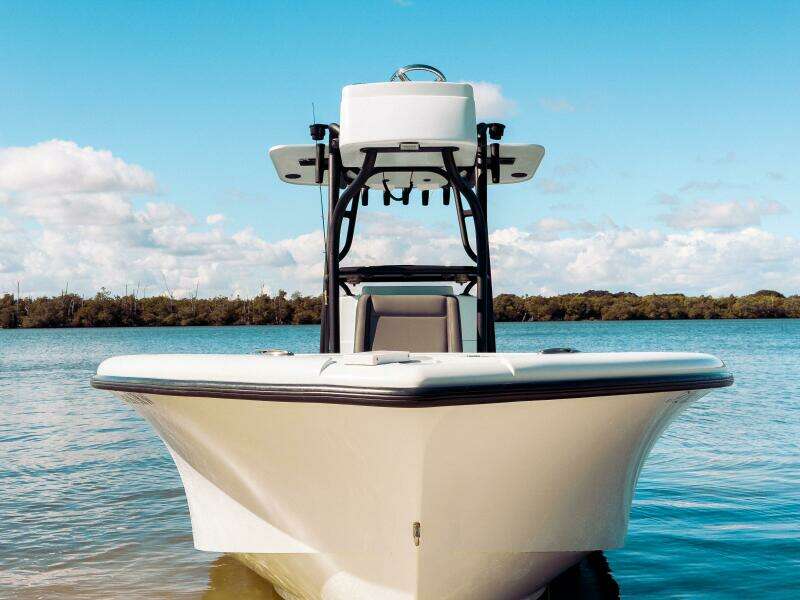 26 Hybrid 26ft Yellowfin Yacht For Sale