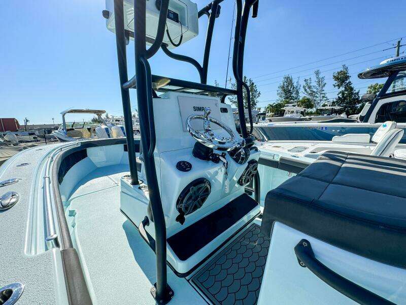 26 Hybrid 26ft Yellowfin Yacht For Sale