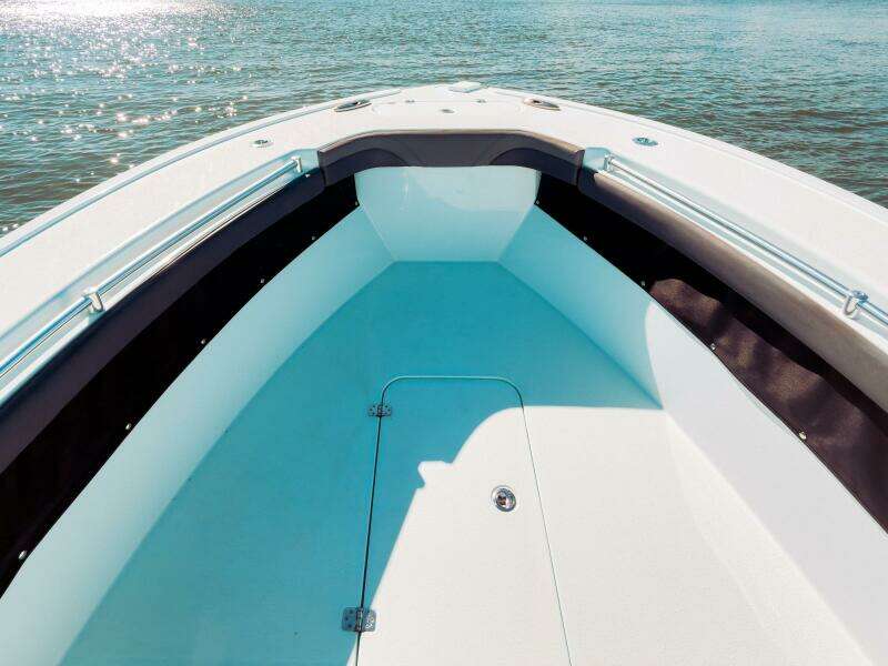 26 Hybrid 26ft Yellowfin Yacht For Sale