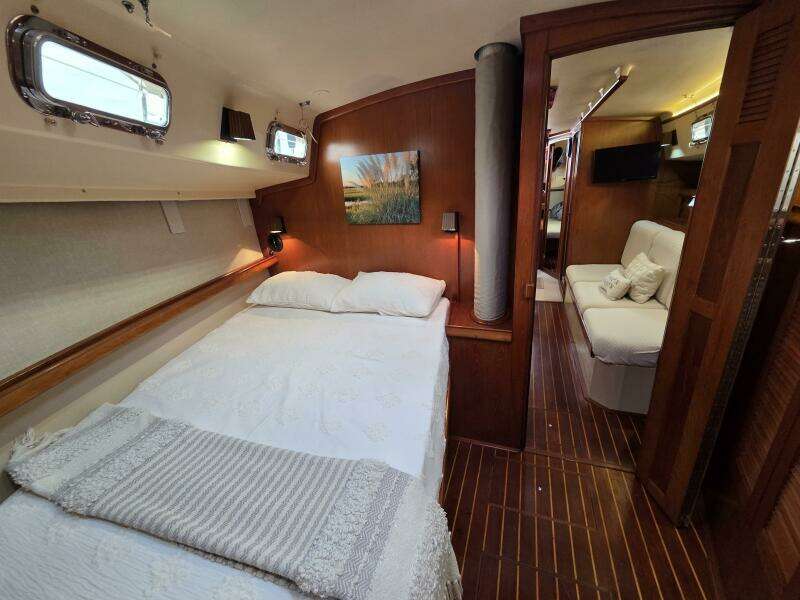 Solace 38ft Island Packet Yacht For Sale