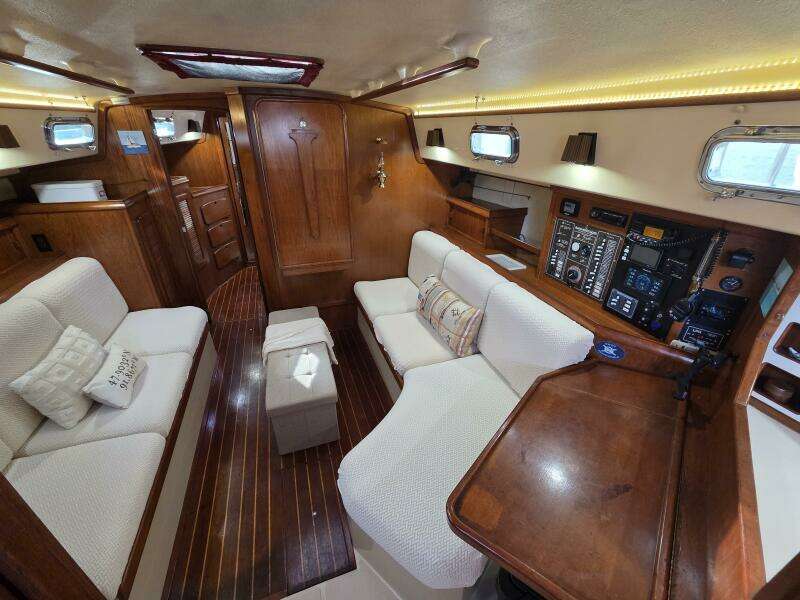 Solace 38ft Island Packet Yacht For Sale