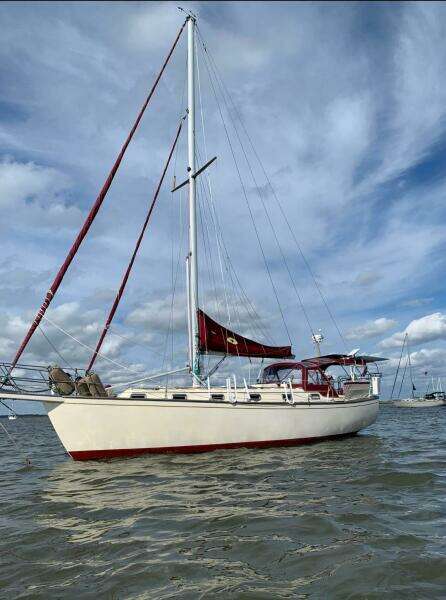 Solace 38ft Island Packet Yacht For Sale