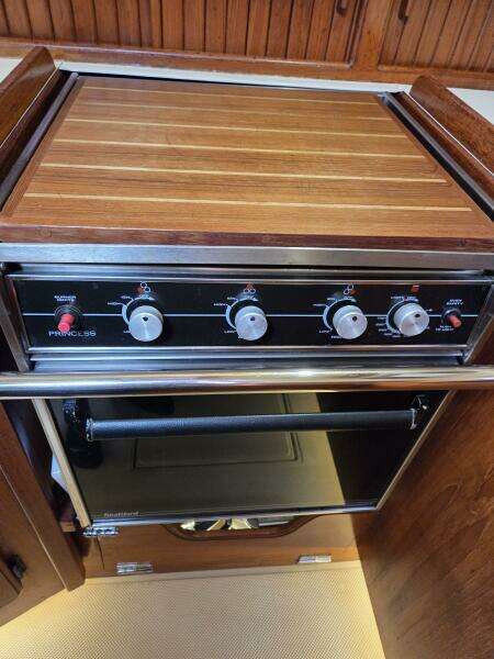 Solace 38ft Island Packet Yacht For Sale