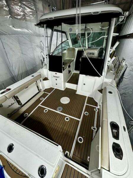 28ft Boston Whaler Yacht For Sale