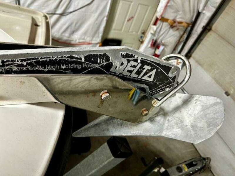 28ft Boston Whaler Yacht For Sale