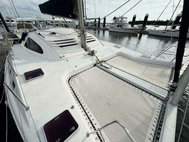 Zimbini 40ft Island Spirit Yacht For Sale